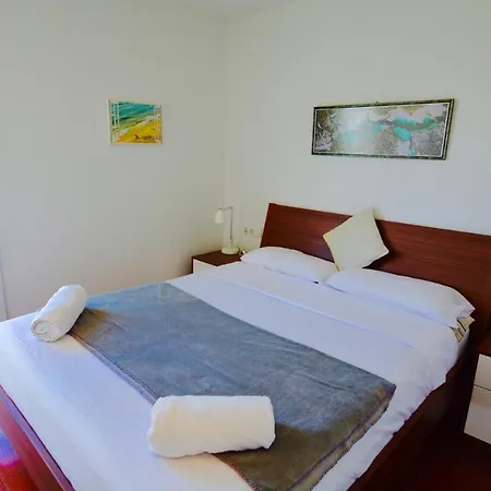 Riva Modern In The Old Town Of Appartamento Sitges
